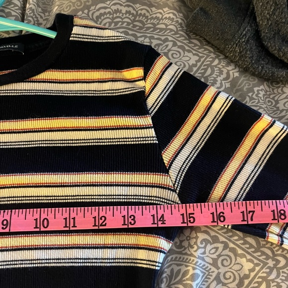 Brandy Melville striped shirt - Picture 5 of 6